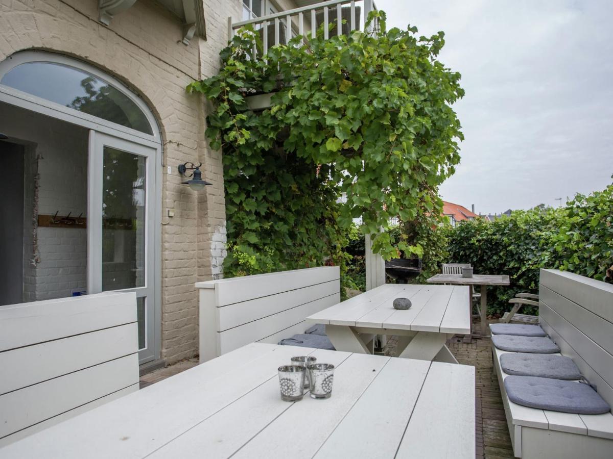Beautiful Villa 200 Metres From The Sea Koksijde Zewnętrze zdjęcie